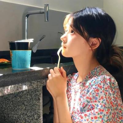 雾中湖